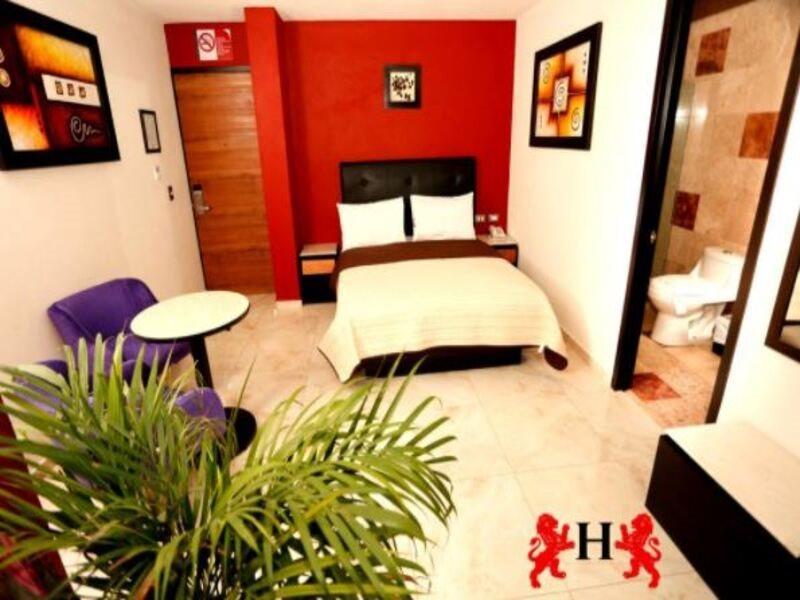 Hotel Leones Puebla Exterior foto